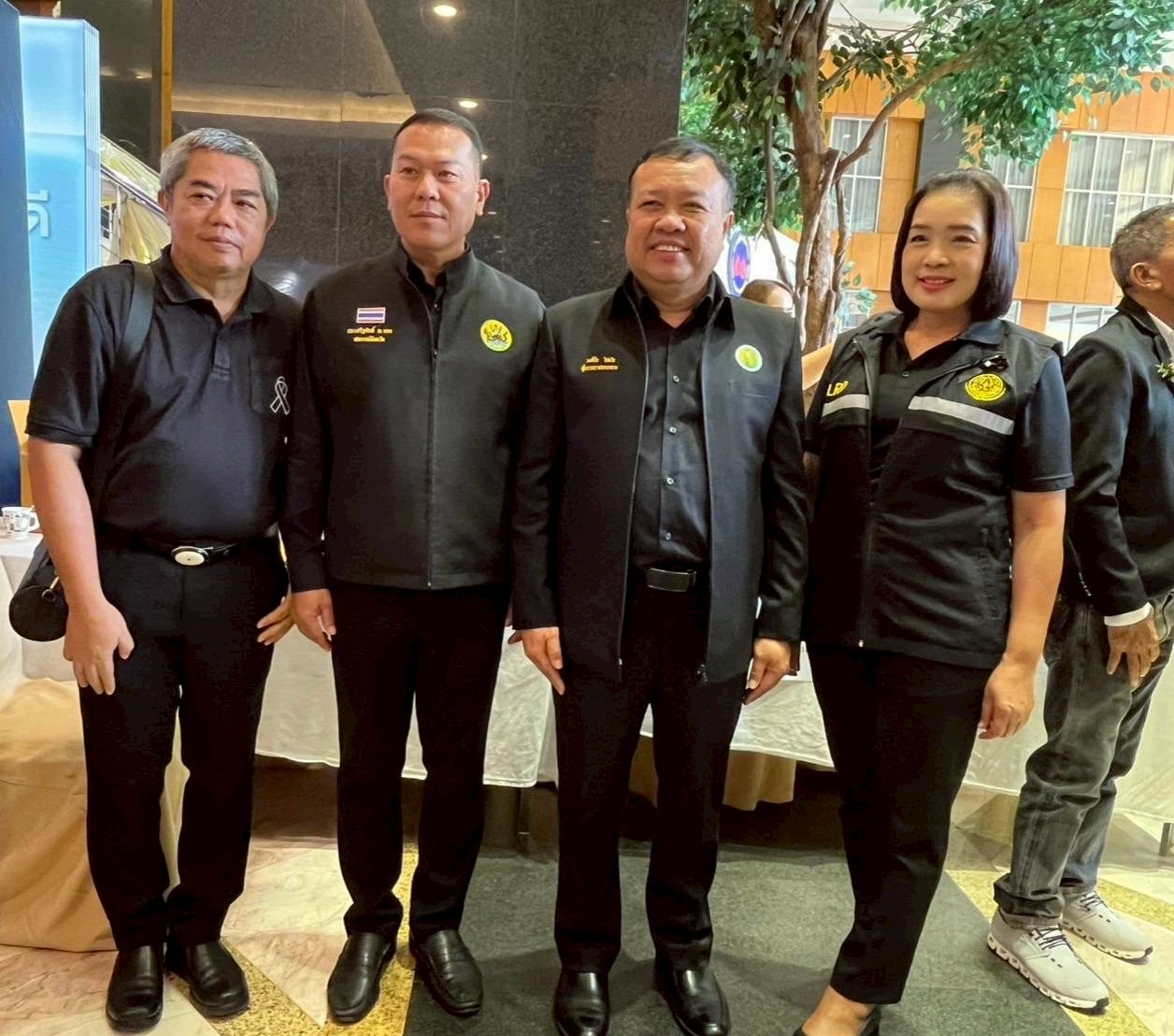 title - ผู้ตรวจราชการ ส.ป.ก. ร่วมงานสัมมนาวิชาการชมรมผู้เลี้ยงกุ้งท่าทอง ครั้งที่ 4 ปี 69 จังหวัดสุราษฎร์ธานี